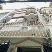 Bán gấp, Giảm 2 tỷ còn 12.2 tỷ TL. 70m2, 4 tầng Ngay Nguyễn Trọng Tuyển, Nguyễn Văn Trỗi. Không QH LG  .